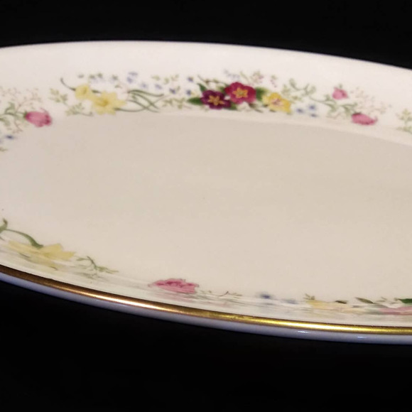 Royal Albert Platter in Spring Morning 13 1/2in - Picture 14 of 14